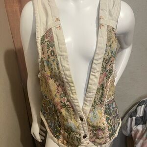 People For The Planet Floral Embroidered Button Front Lined Women's Vest Ivory M